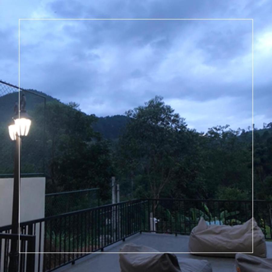 Bed and Breakfast Bellaxy Ceylon Esterno foto
