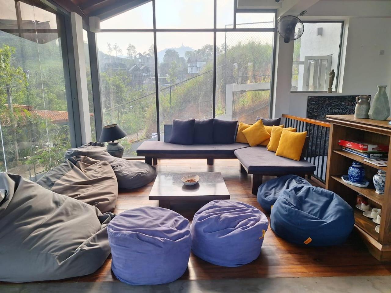 Bed and Breakfast Bellaxy Ceylon Esterno foto